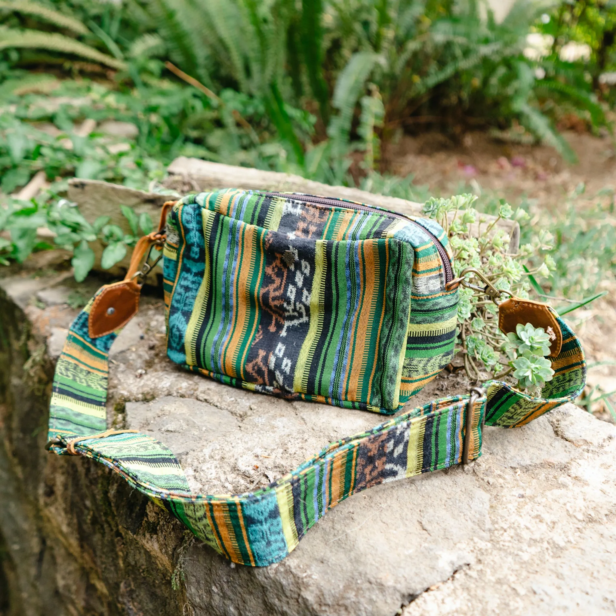 LARGE WANDER CROSSBODY BAG   STRAP SET - CORTE - CAFE - NO. 15781