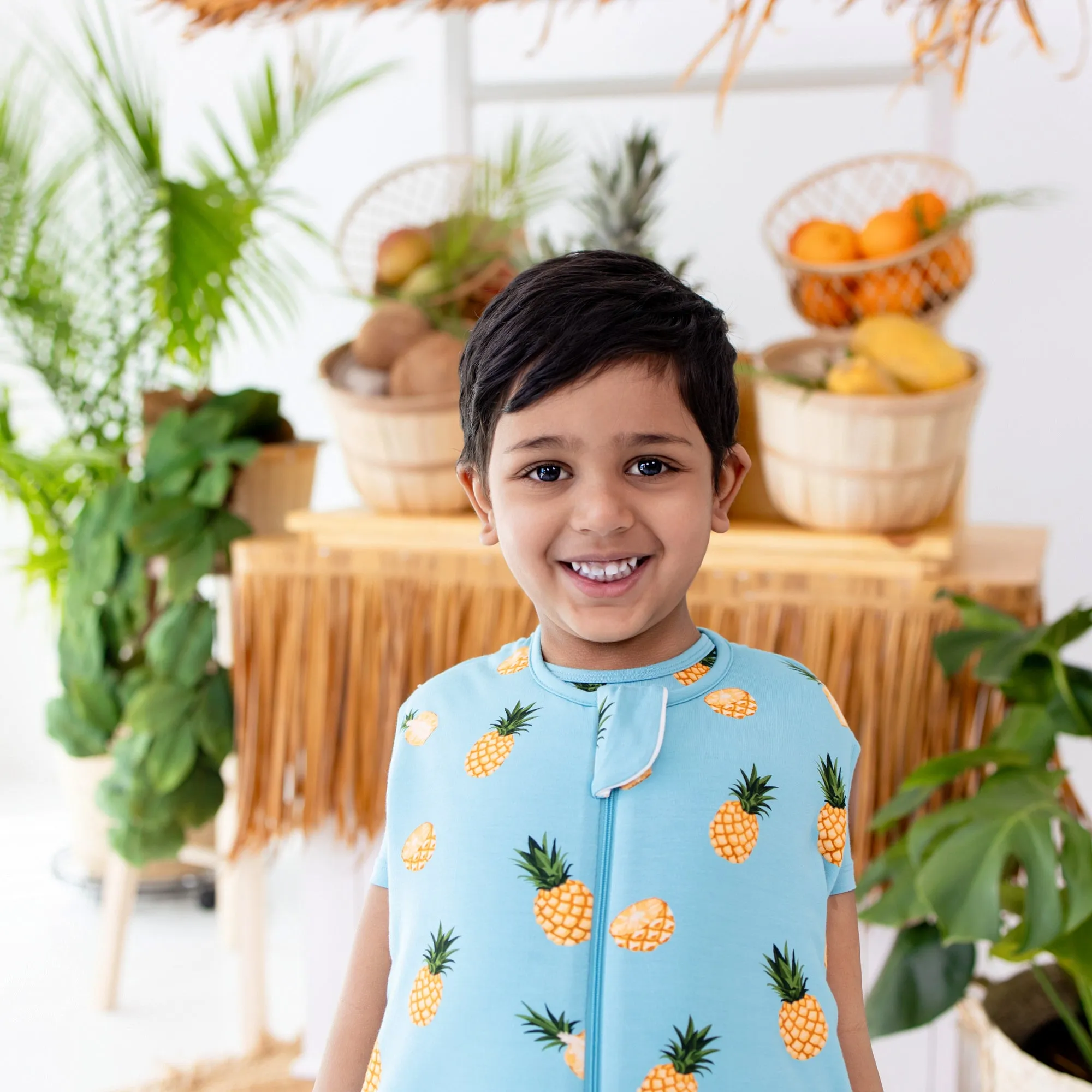 Sleep Bag Walker in Pineapple 1.0