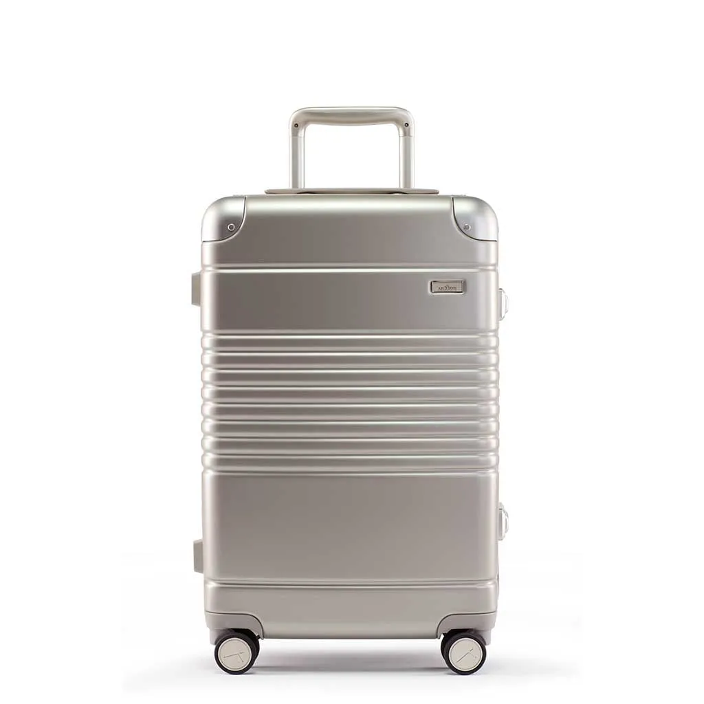 The Frame Carry-On Max