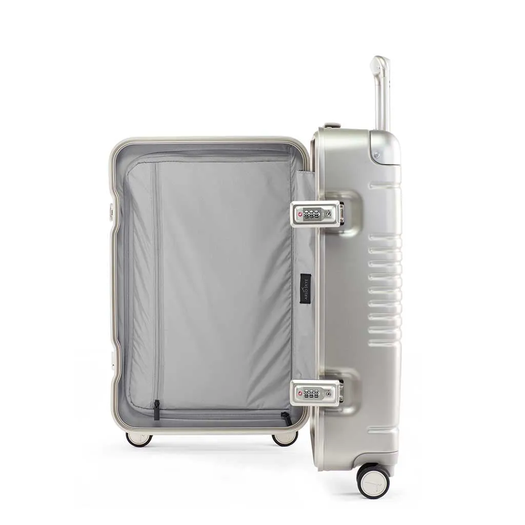 The Frame Carry-On Max